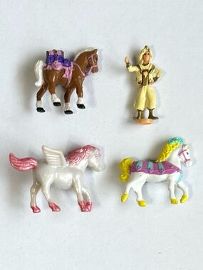 Vintage Polly Pocket Aladdin, Trendmasters Beauty Beast Horse, Blue Box Pegasus+